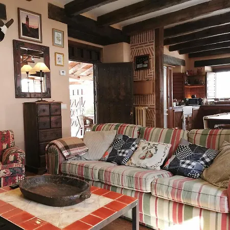 Holiday home Casa Grande De La Almohalla *